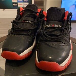 Low Jordan Breds 11